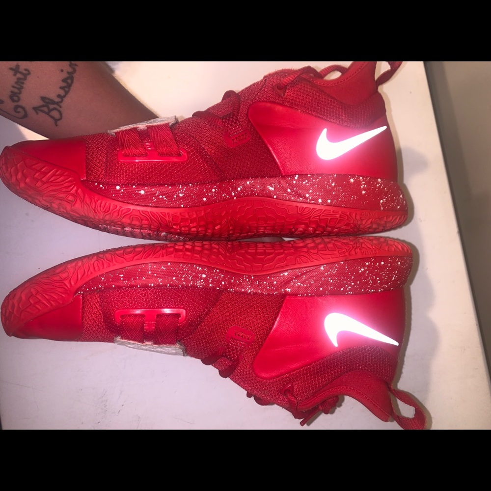 Nike PG 2.5 ‘university red’
